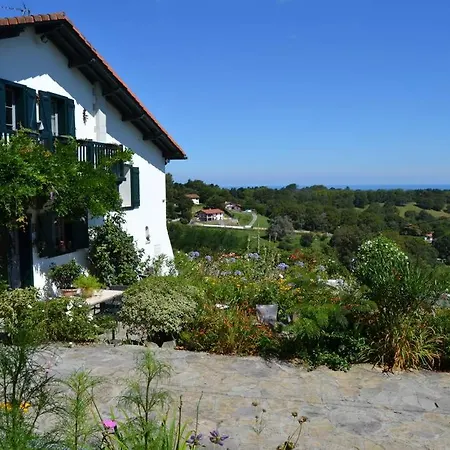 Appartement De 2 A 4 Personnes S'ouvrant Sur Terrasse Vue Montagnes A 4 Kms Des Plages *